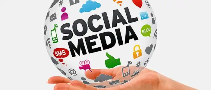 Online Liebesbetrüger nutzen Taktiken, um Betroffene vom Online-Portal wegzulocken. 